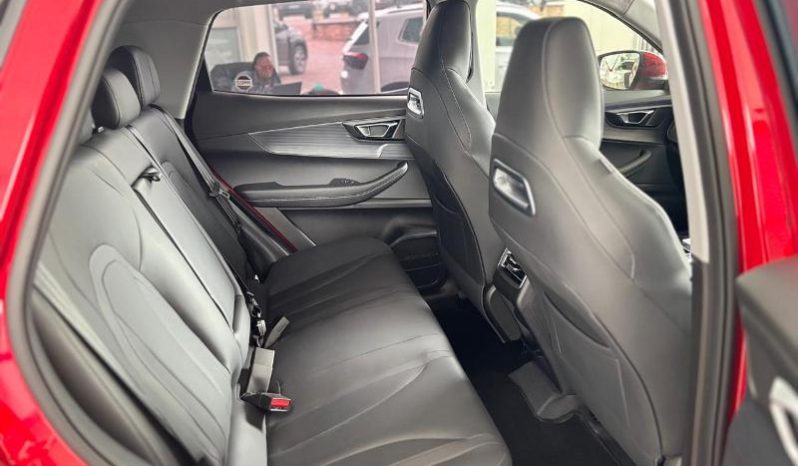 
								Chery Tiggo Cross Elite Automatic full									