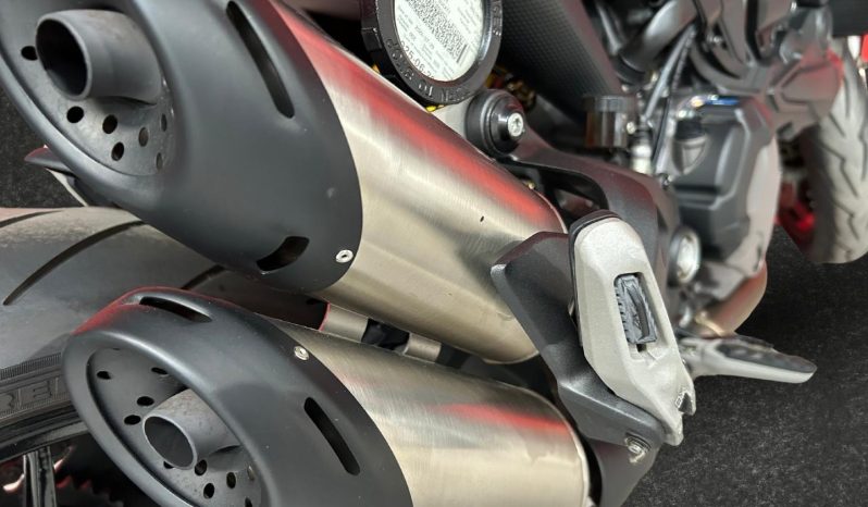 
								Ducati Monster 950 full									