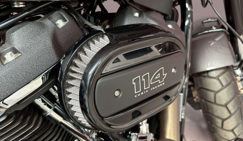 
								Harley Davidson Softail Fat Bob 114 full									