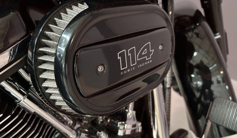 
								Harley Davidson Softail Heritage Classic 114 full									