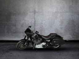 
										Harley Davidson Softail Sport Glide full									
