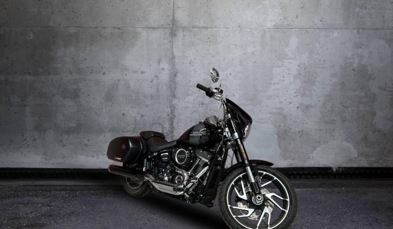 
								Harley Davidson Softail Sport Glide full									