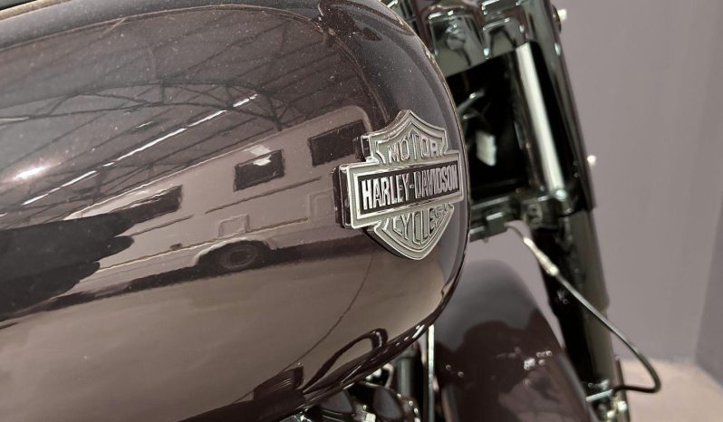 
								Harley Davidson Touring Road King Special 114 full									