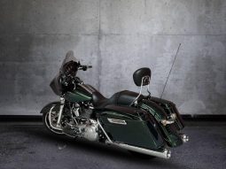 
										Harley Davidson Touring Street Glide full									