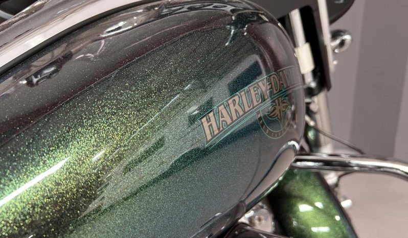 
								Harley Davidson Touring Street Glide full									