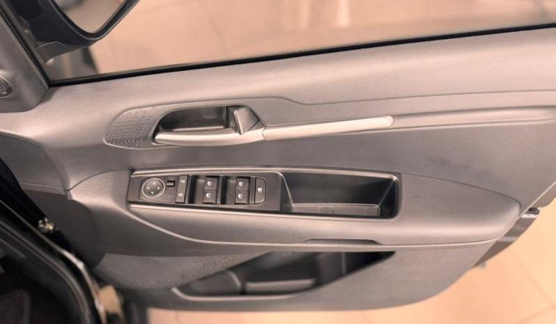 
								Kia Sonet 1.5 Ls Mt full									