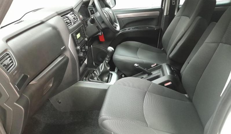
								Mahindra Pik Up 2.2 Mhawk D Cab 4X2 S6 full									