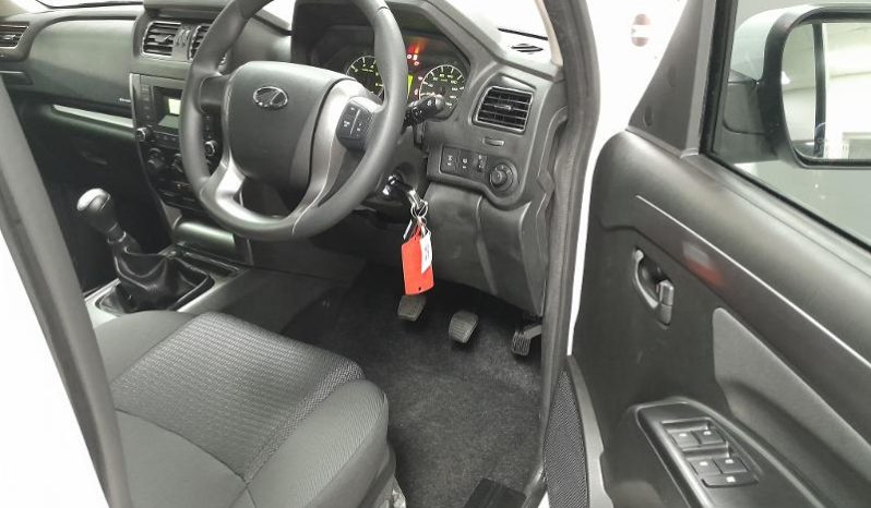 
								Mahindra Pik Up 2.2 Mhawk D Cab 4X2 S6 full									