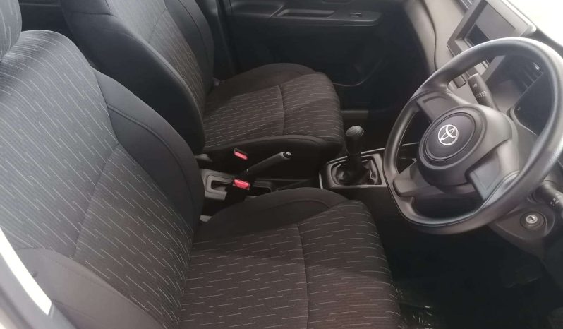 
								Toyota AVANZA / INNOVA / RUMION RUMION 1.5 S full									