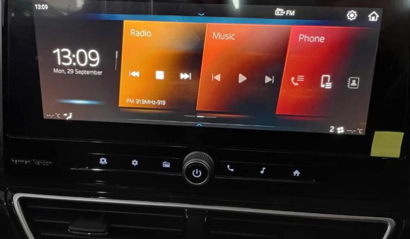 
								Mahindra XUV 3X0 1.2 AX7L AT full									