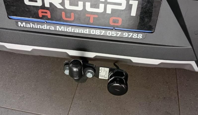
								Mahindra XUV 3X0 1.2 AX7L AT full									