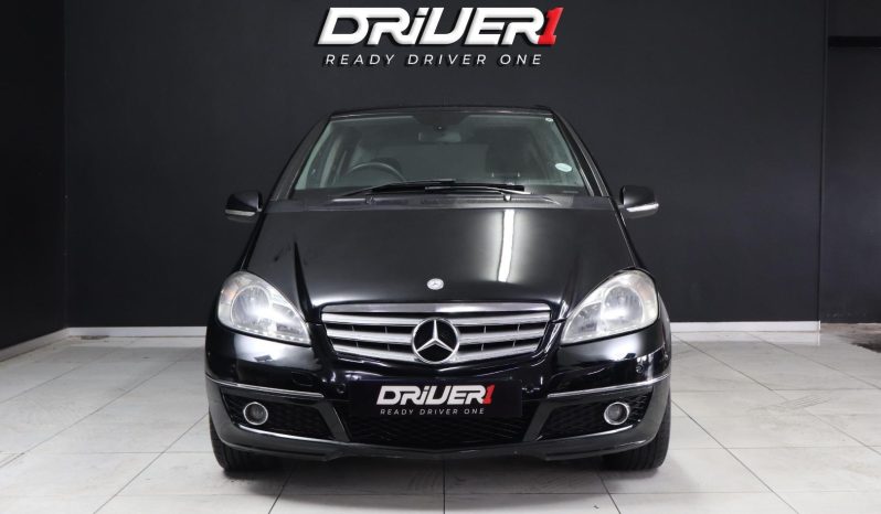 
								Mercedes Benz A-Class A 180 Elegance Autotronic full									