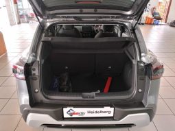 
										Nissan Magnite 1.0 Acenta At full									