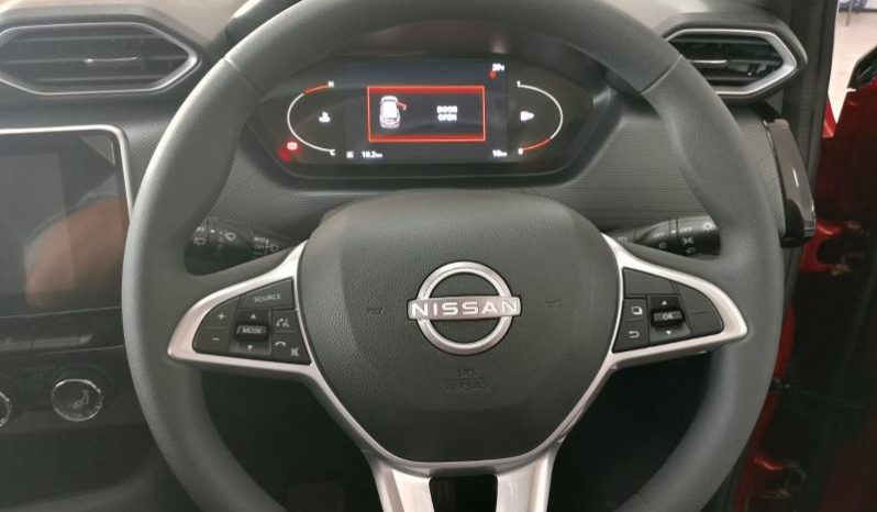 
								Nissan Magnite 1.0 Acenta At full									
