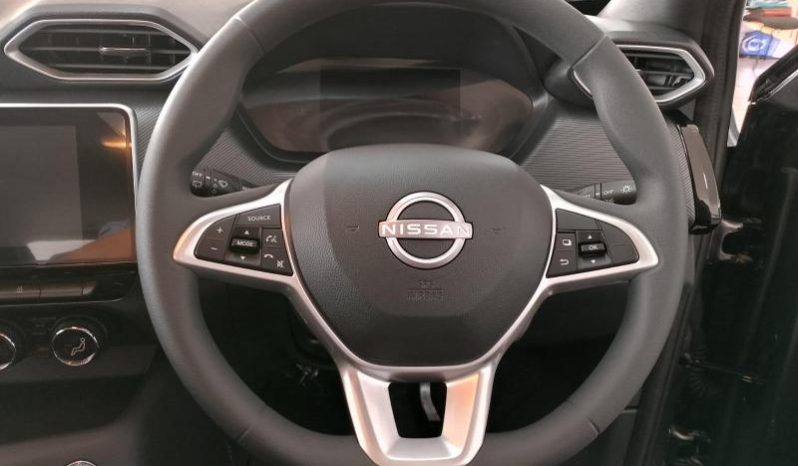 
								Nissan Magnite 1.0 Acenta At full									