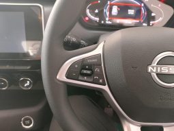 
										Nissan Magnite 1.0 Acenta At full									