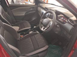 
										Nissan Magnite 1.0 Acenta At full									
