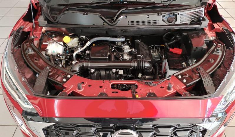 
								Nissan Magnite 1.0 Acenta At full									