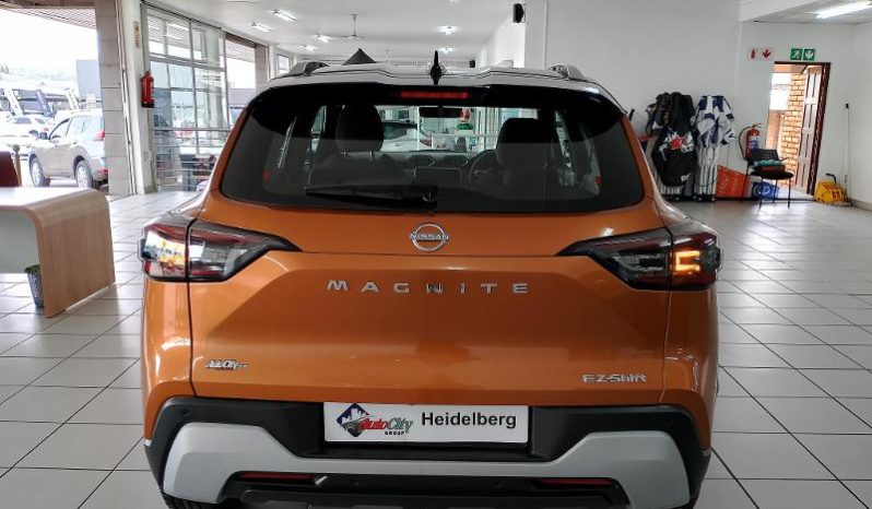 
								Nissan Magnite 1.0 Acenta At full									