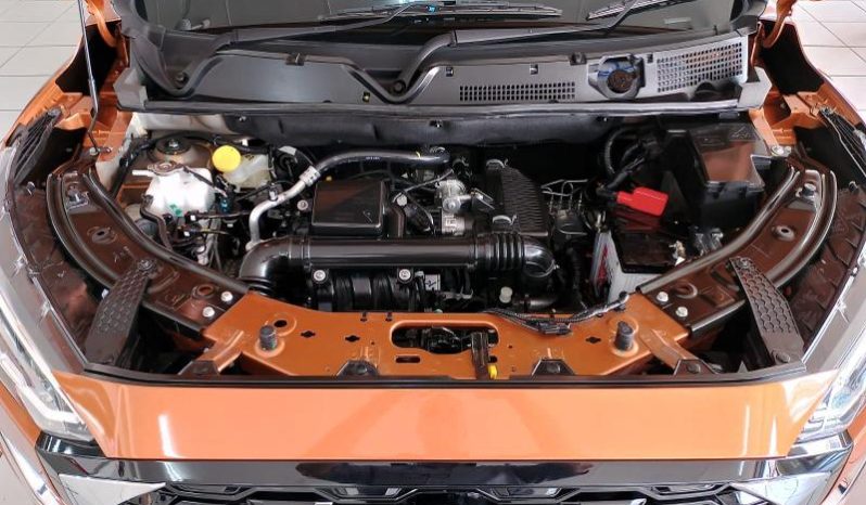 
								Nissan Magnite 1.0 Acenta At full									