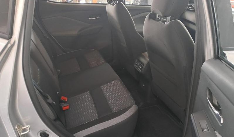 
								Nissan Magnite 1.0 Acenta At full									