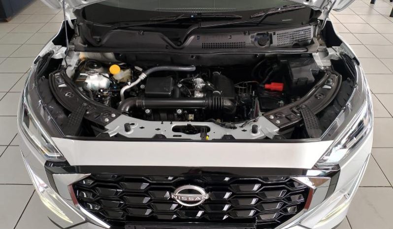 
								Nissan Magnite 1.0 Acenta At full									