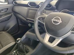
										Nissan Magnite 1.0 Move Panel Van full									