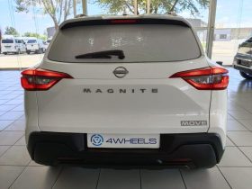 Nissan Magnite 1.0 Move Panel Van