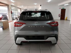 Nissan Magnite 1.0 Visia