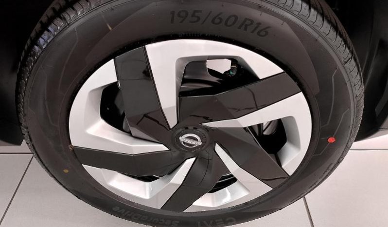 
								Nissan Magnite 1.0 Visia full									