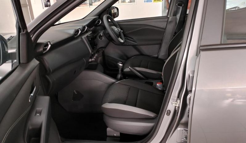 
								Nissan Magnite 1.0 Visia full									