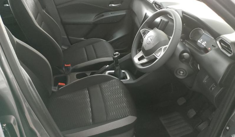 
								Nissan Magnite 1.0 Visia full									