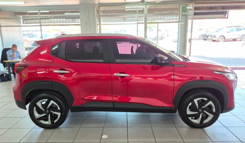 
								Nissan Magnite 1.0 Visia At full									
