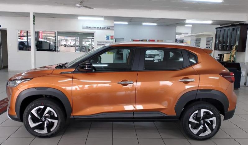 
								Nissan Magnite 1.0 Visia At full									