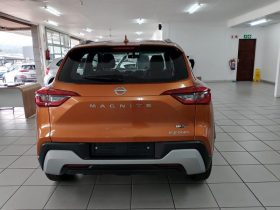 Nissan Magnite 1.0 Visia At