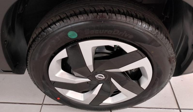 
								Nissan Magnite 1.0 Visia At full									