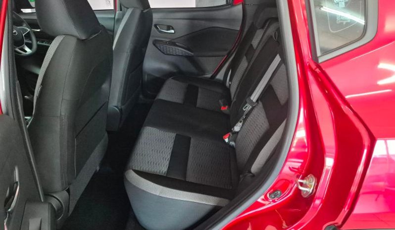 
								Nissan Magnite 1.0 Visia At full									