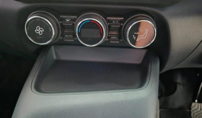 
								Nissan Magnite 1.0 Visia At full									