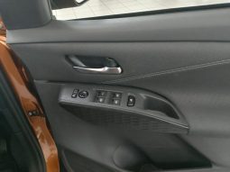 
										Nissan Magnite 1.0 Visia At full									