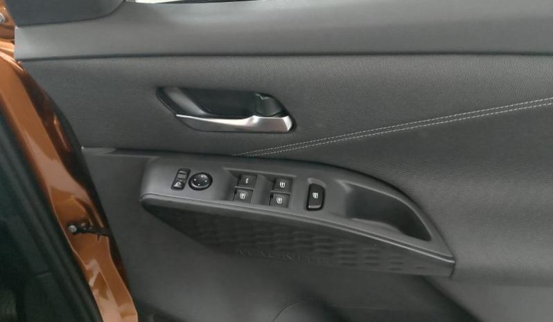 
								Nissan Magnite 1.0 Visia At full									