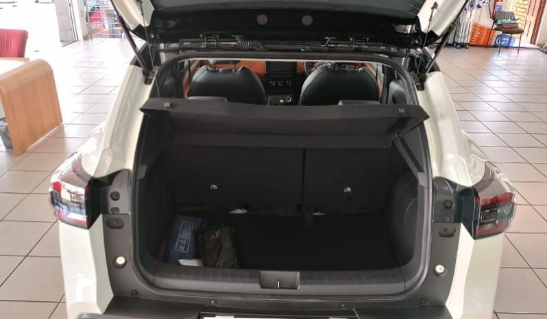 
								Nissan Magnite 1.0T Acenta Plus Cvt full									