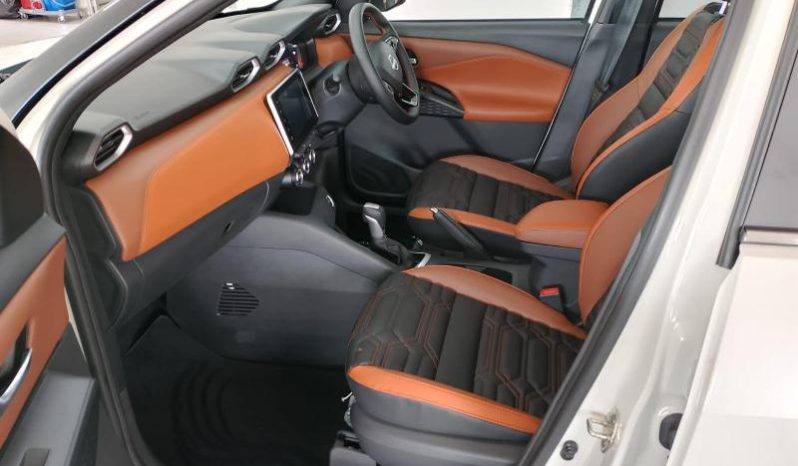 
								Nissan Magnite 1.0T Acenta Plus Cvt full									