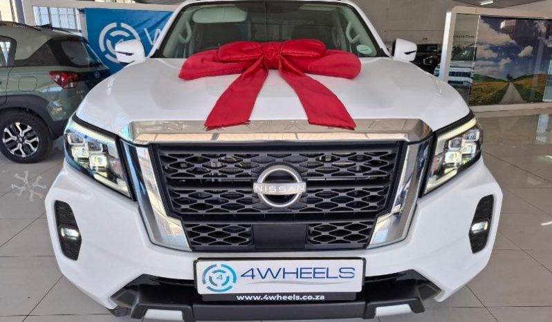 
								Nissan Navara 2.5D Le D Cab At full									