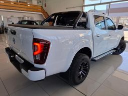 
										Nissan Navara 2.5D Le D Cab At full									