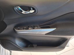 
										Nissan Navara 2.5D Le D Cab At full									