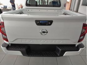 Nissan Navara 2.5D Le Plus D Cab 4X2 At
