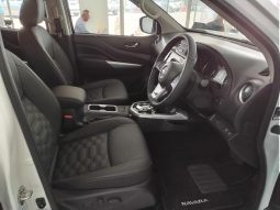
										Nissan Navara 2.5D Le Plus D Cab 4X2 At full									