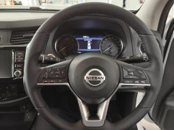 
										Nissan Navara 2.5D Le Plus D Cab 4X2 At full									