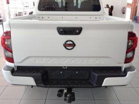 Nissan Navara 2.5D Pro-2X D Cab 4X2 At