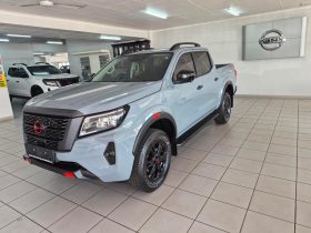 Nissan Navara 2.5D Pro-2X D Cab 4X2 At